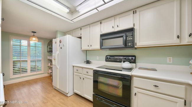 145 Cranes Lake Dr, Condo with 2 bedrooms, 2 bathrooms and null parking in Ponte Vedra Beach FL | Image 5
