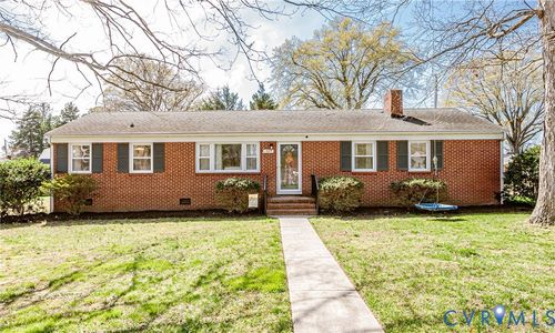 1927 F St, West Point, VA, 23181-9616 | Card Image