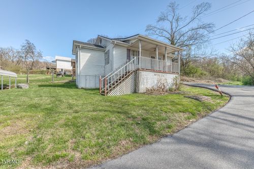 137 Johnson St, Kingsport, TN, 37665-1911 | Card Image