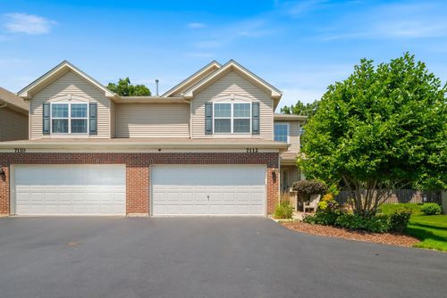 7112 Mulligan Ct, Fox Lake, IL, 60020-1042 | Card Image