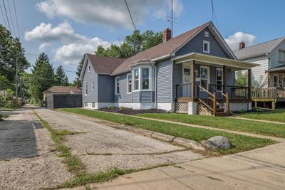 1215 Layard Ave, House other with 3 bedrooms, 1 bathrooms and null parking in Racine WI | Image 2