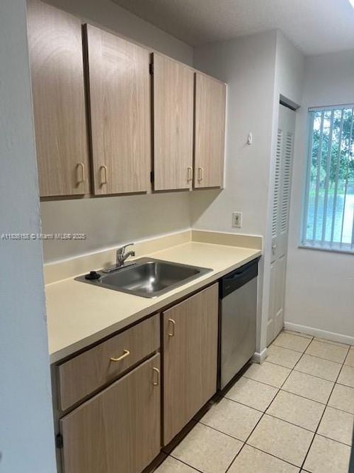 apt-202-10765 Cleary Blvd, Plantation, FL, 33324-6058 | Card Image