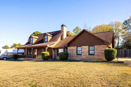 2302 Dobbs Dr, Phenix City, AL, 36870-2303 | Card Image