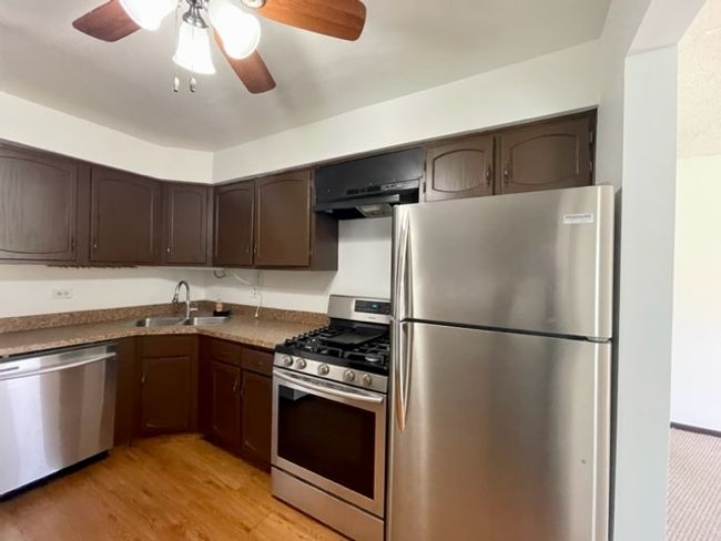 APT-6 - 181 Gregory St, Home with 2 bedrooms, 2 bathrooms and 2 parking in Aurora IL | Image 8