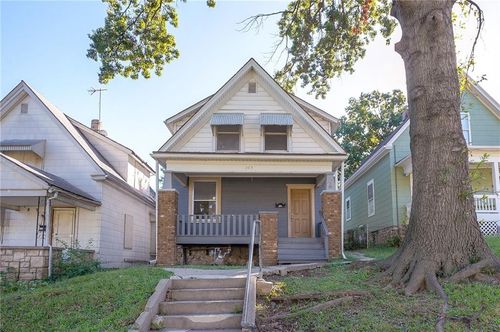 203 N Thorpe St, Kansas City, KS, 66102-5122 | Card Image