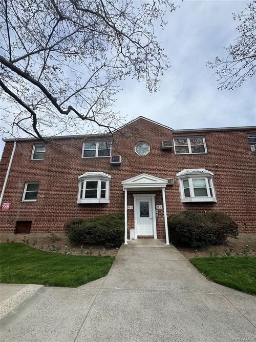 3-88-03 Shore Pkwy, Howard Beach, NY, 11414-2413 | Card Image