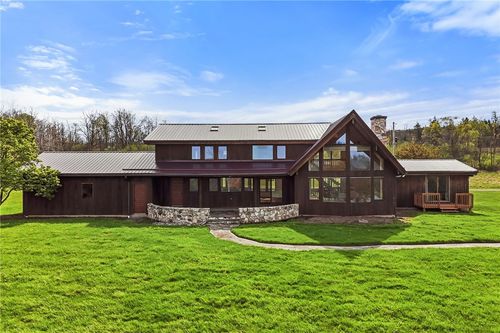 124 Compton Rd, Ithaca, NY, 14850-9455 | Card Image