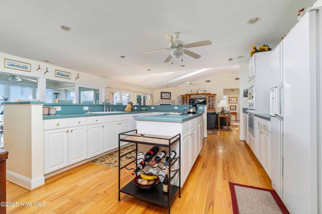 6042 Dolphin Rd, House other with 3 bedrooms, 2 bathrooms and 2 parking in Oriental NC | Image 19