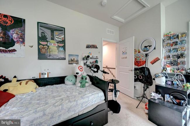 18316 Reaper Hill Ct, Townhouse with 3 bedrooms, 3 bathrooms and null parking in TRIANGLE VA | Image 40