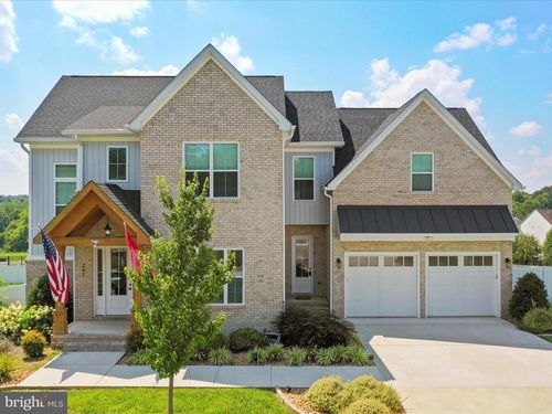 347 Moon Stone Dr, KEARNEYSVILLE, WV, 25430-2631 | Card Image