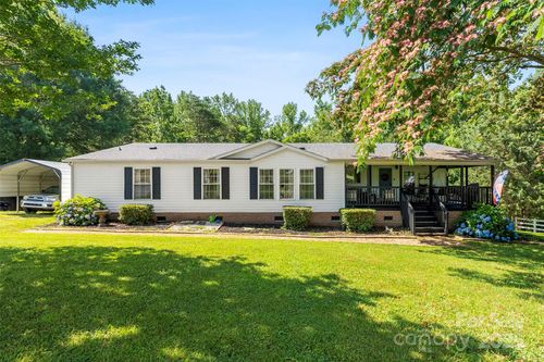 5425 Creek Run Ct, Kings Mountain, NC, 28086-8490 | Card Image