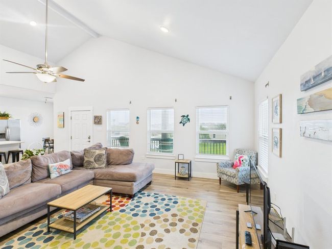 2403 S Bronte St, House other with 3 bedrooms, 2 bathrooms and 3 parking in Rockport TX | Image 34