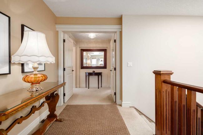 10 Spring Valley Pl Sw, House other with 5 bedrooms, 5 bathrooms and 6 parking in Calgary AB | Image 28