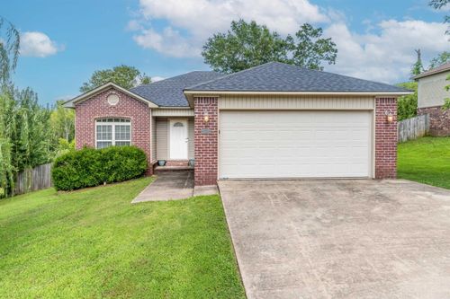 137 Weathering Dr, Austin, AR, 72007-9700 | Card Image