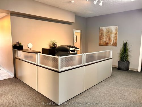 11 Durham St E, Walkerton, ON, N0G2V0 | Card Image