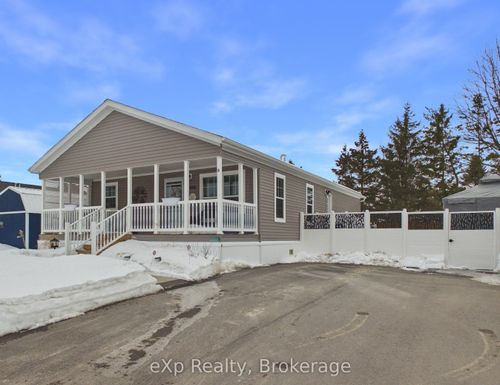 206 Spruce Drive, West Grey, ON, N0G0C4 | Card Image