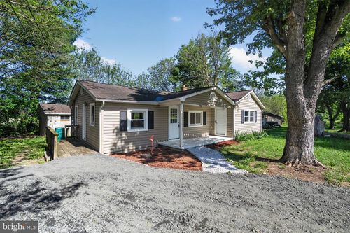 586 Eldon Yates Dr, STANLEY, VA, 22851-3921 | Card Image