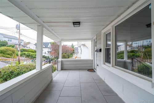 45 Chestnut St, Eastchester, NY, 10707-3007 | Card Image