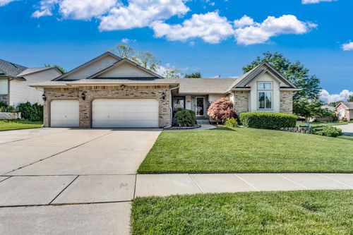 1001 E Hawthorne Ct, Derby, KS, 67037-3449 | Card Image