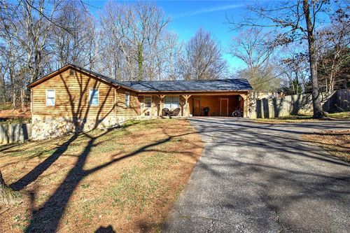 101 Ivy Ln Se, Cartersville, GA, 30121-5256 | Card Image