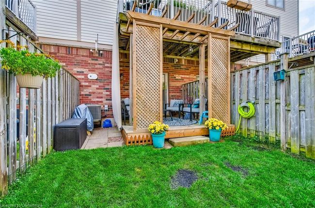16 Hemlock Way, Townhouse with 2 bedrooms, 2 bathrooms and 3 parking in Grimsby ON | Image 29