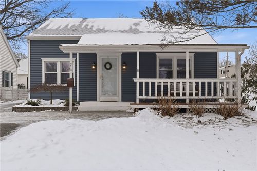 75 Maplewood Ave, Spencerport, NY, 14559-1860 | Card Image