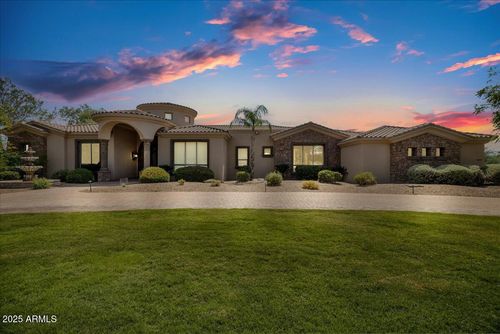 10335 E Larkspur Dr, Scottsdale, AZ, 85260-5143 | Card Image