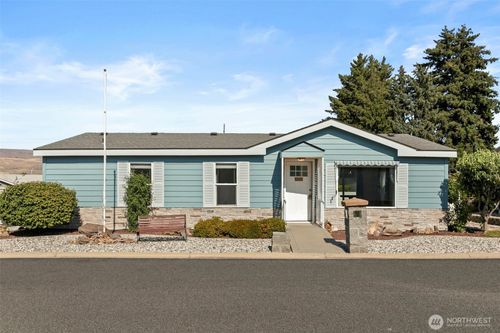 1809 Heritage Hvn, Wenatchee, WA, 98801-8205 | Card Image