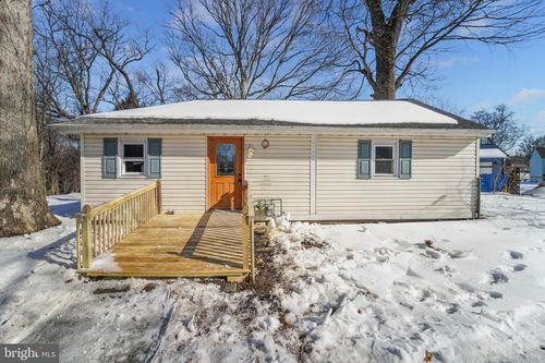 11 Concord Ave, Westville, NJ, 08093-1602 | Card Image