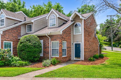 367 Yorkshire Cir, Nashville, TN, 37211-7137 | Card Image