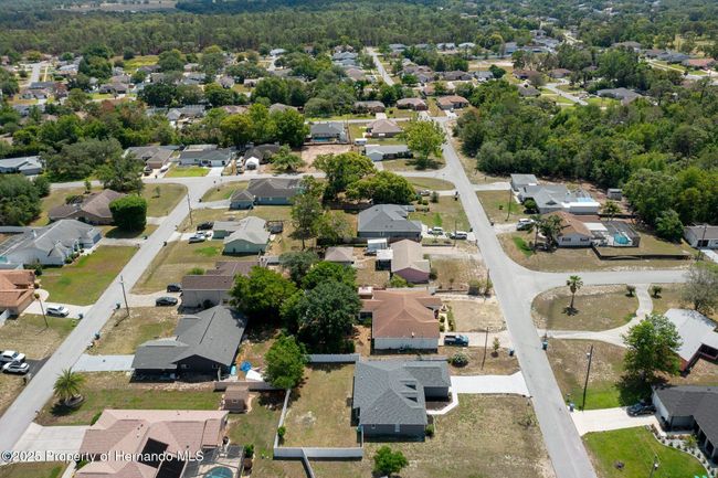 10101 Langan St, House other with 3 bedrooms, 2 bathrooms and null parking in Spring Hill FL | Image 40