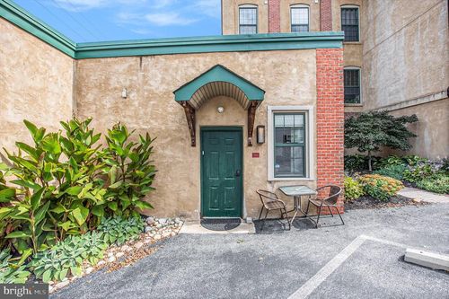 apt-101-541 Washington Ave, Phoenixville, PA, 19460-3774 | Card Image