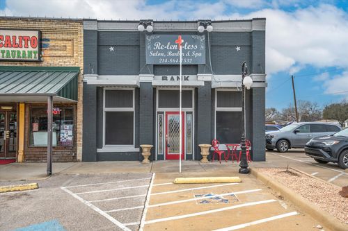 100 S Main St, Crandall, TX, 75114-2900 | Card Image