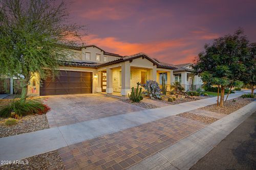 1657 S Henry Ln, Gilbert, AZ, 85295-0290 | Card Image