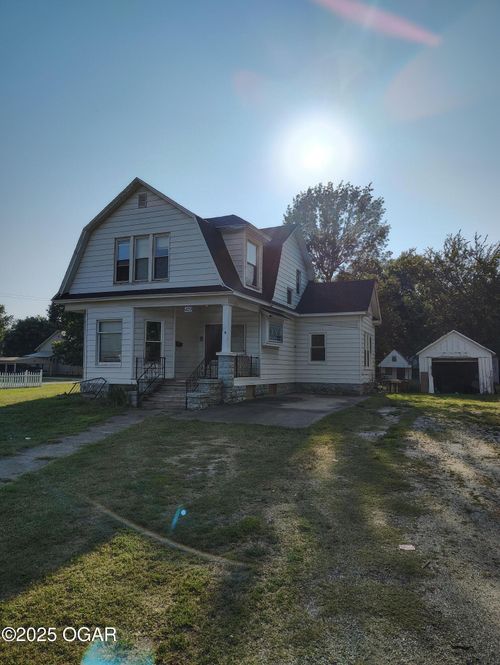 429 S Minnesota Ave, Columbus, KS, 66725-1731 | Card Image