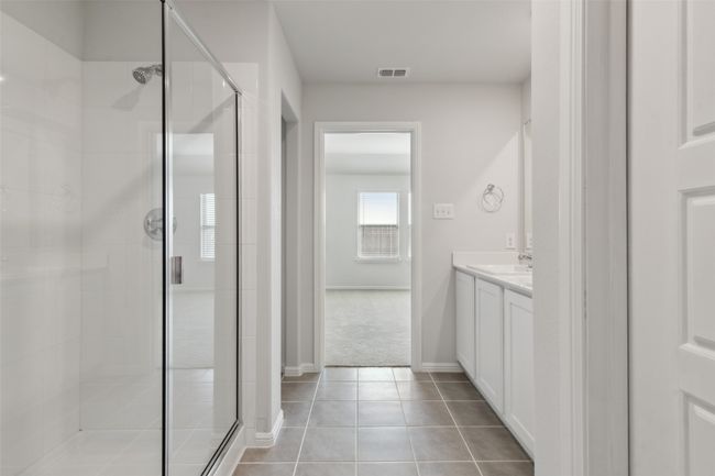 9229 Wild Stampede Way, House other with 4 bedrooms, 3 bathrooms and null parking in Crowley TX | Image 22