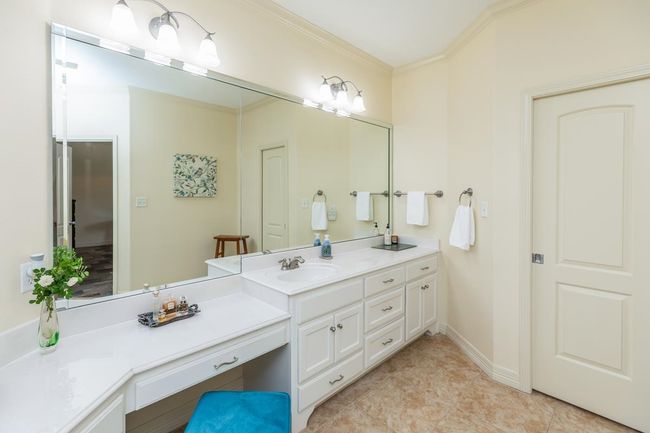 7940 Laurelwood St, House other with 5 bedrooms, 4 bathrooms and null parking in Beaumont TX | Image 23