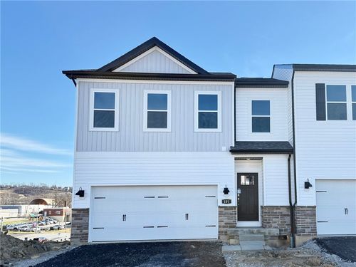 101 Delmonica Dr, Washington, PA, 15301-8224 | Card Image