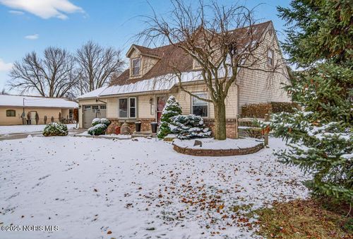 1979 Beachcraft Dr, Northwood, OH, 43619-1601 | Card Image