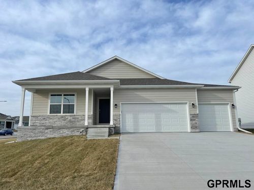 6402 Harvest Drive, Papillion, NE, 68157 | Card Image