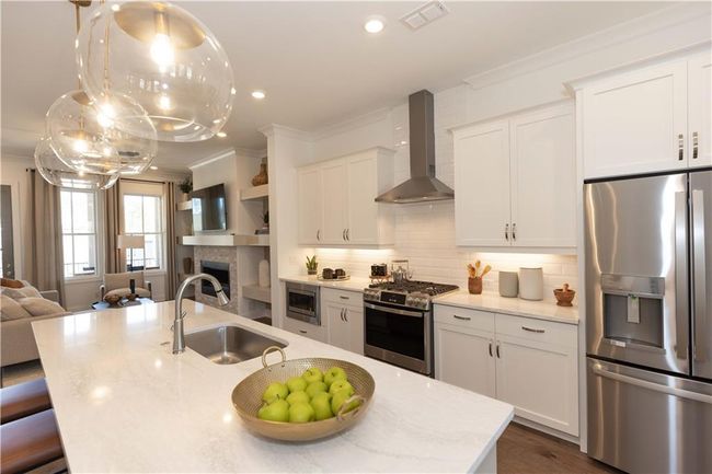 UNIT-233 - 4923 Sudbrook Way, Condo with 3 bedrooms, 2 bathrooms and 2 parking in Peachtree Corners GA | Image 4