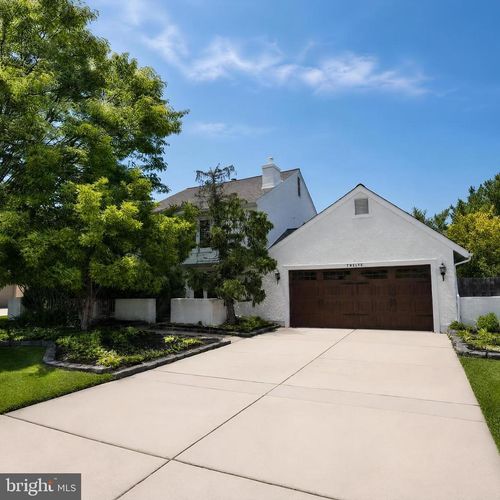 12 Thoreau Ct, CHERRY HILL, NJ, 08003-2570 | Card Image