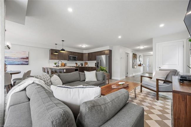 71 Crab Apple Crt, House other with 3 bedrooms, 4 bathrooms and 3 parking in Wellesley ON | Image 24