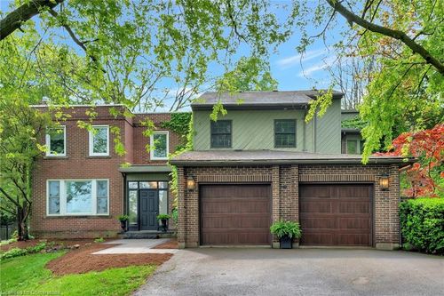 73 Lemon St, Guelph, ON, N1E2H4 | Card Image