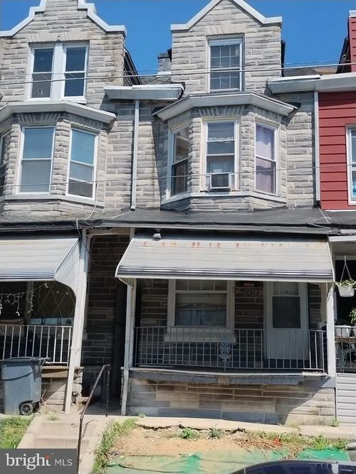 315 Locust St, READING, PA, 19604-2937 | Card Image
