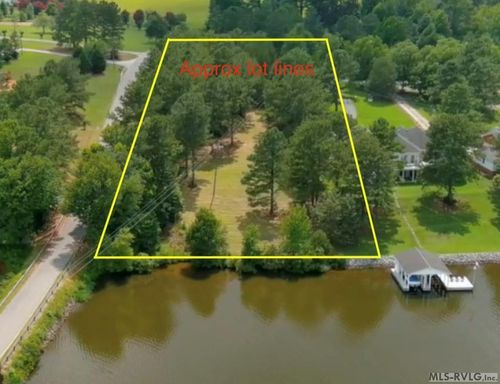 000 Moss Pt, Gasburg, VA, 23857 | Card Image