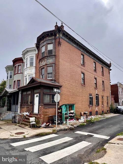 2514 W Diamond Street, PHILADELPHIA, PA, 19121 | Card Image