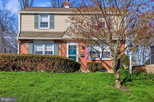 552 School House Ln, WILLOW GROVE, PA, 19090-2832 | Card Image