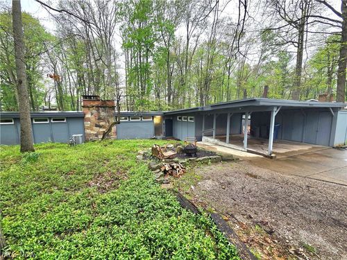 7700 Webster Rd, Middleburg Heights, OH, 44130-6901 | Card Image