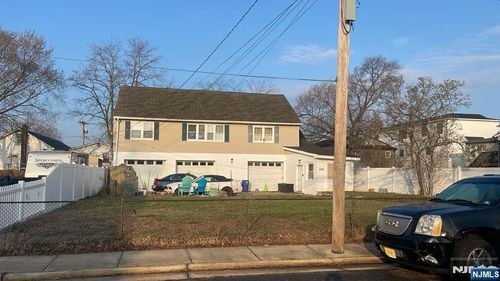 131 Raritan Ave, Keansburg, NJ, 07734-1250 | Card Image